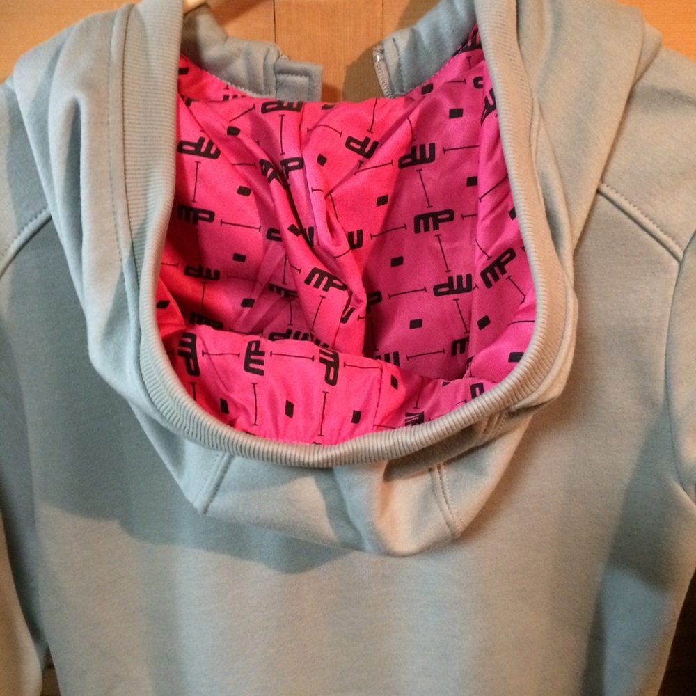 MusclePharm Zip Up - Picture 4 of 4